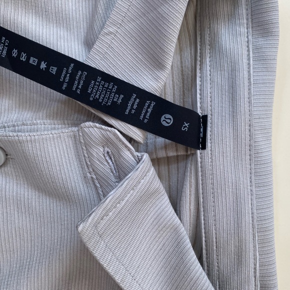 Lululemon evolution polo - Picture 2 of 4